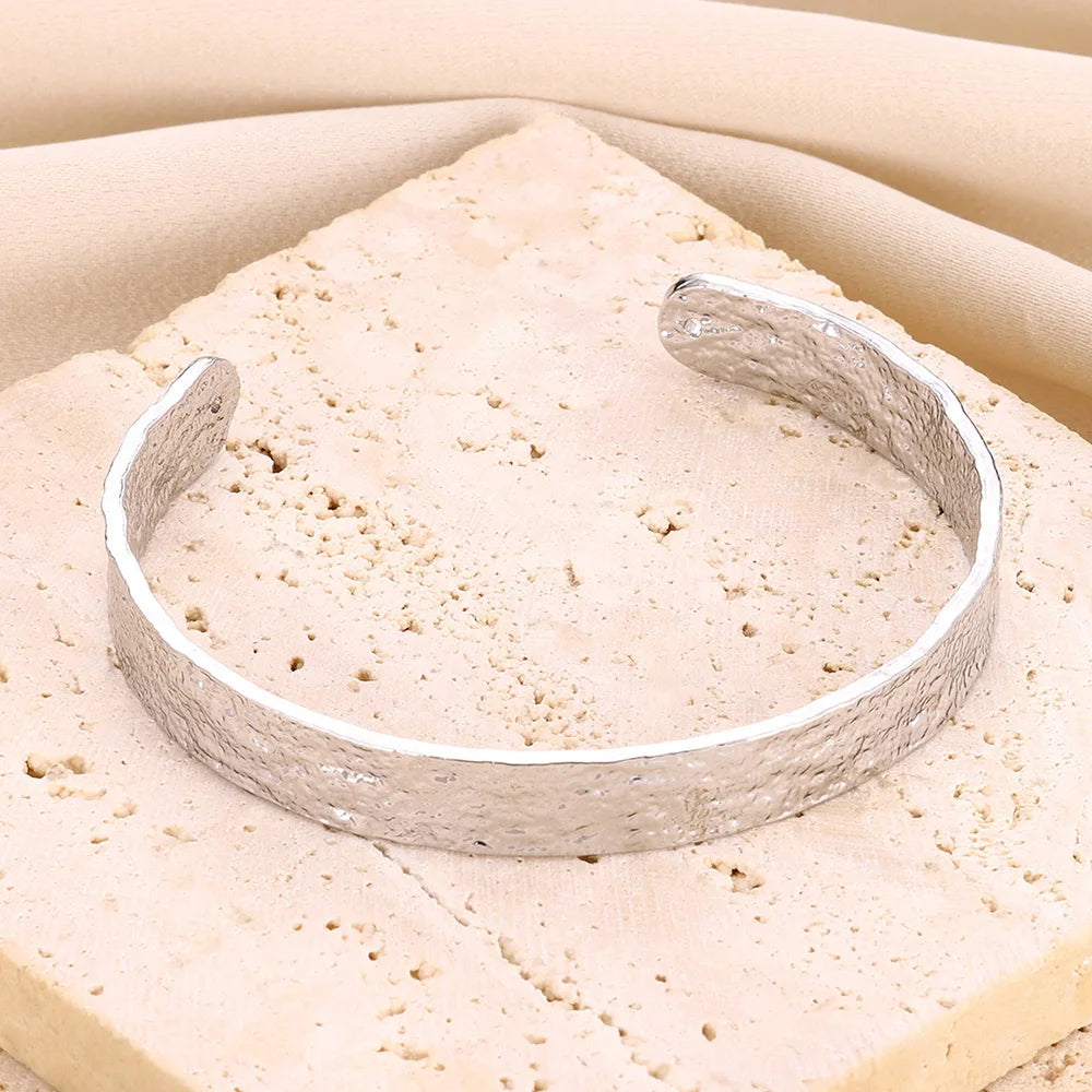 Luxe Curve Bracelet