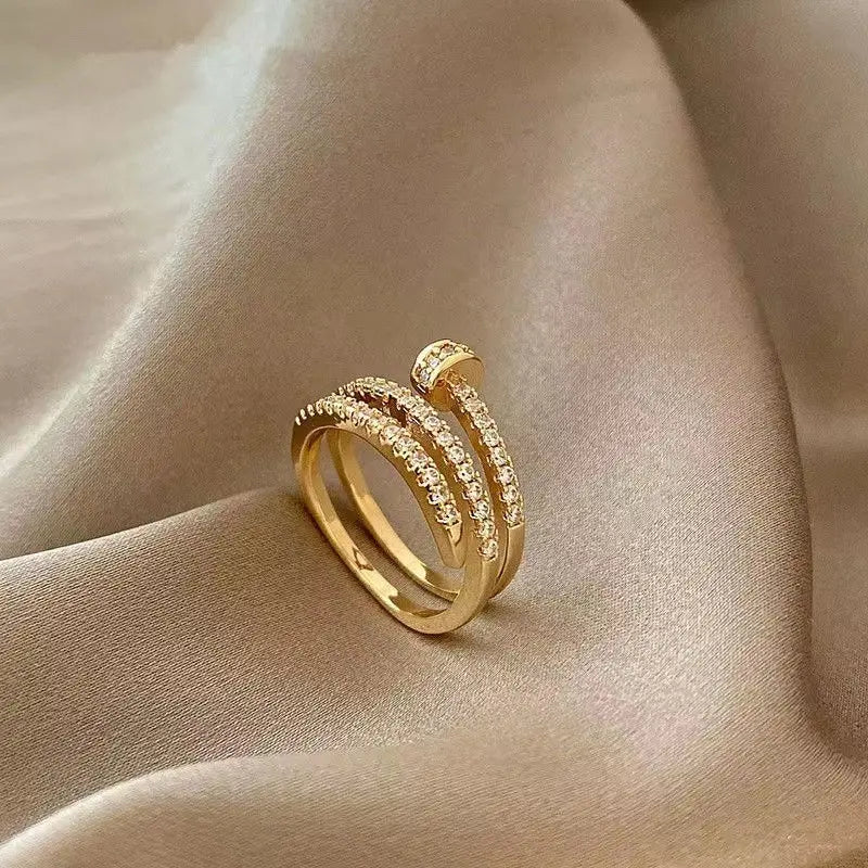 Luna Gold Ring